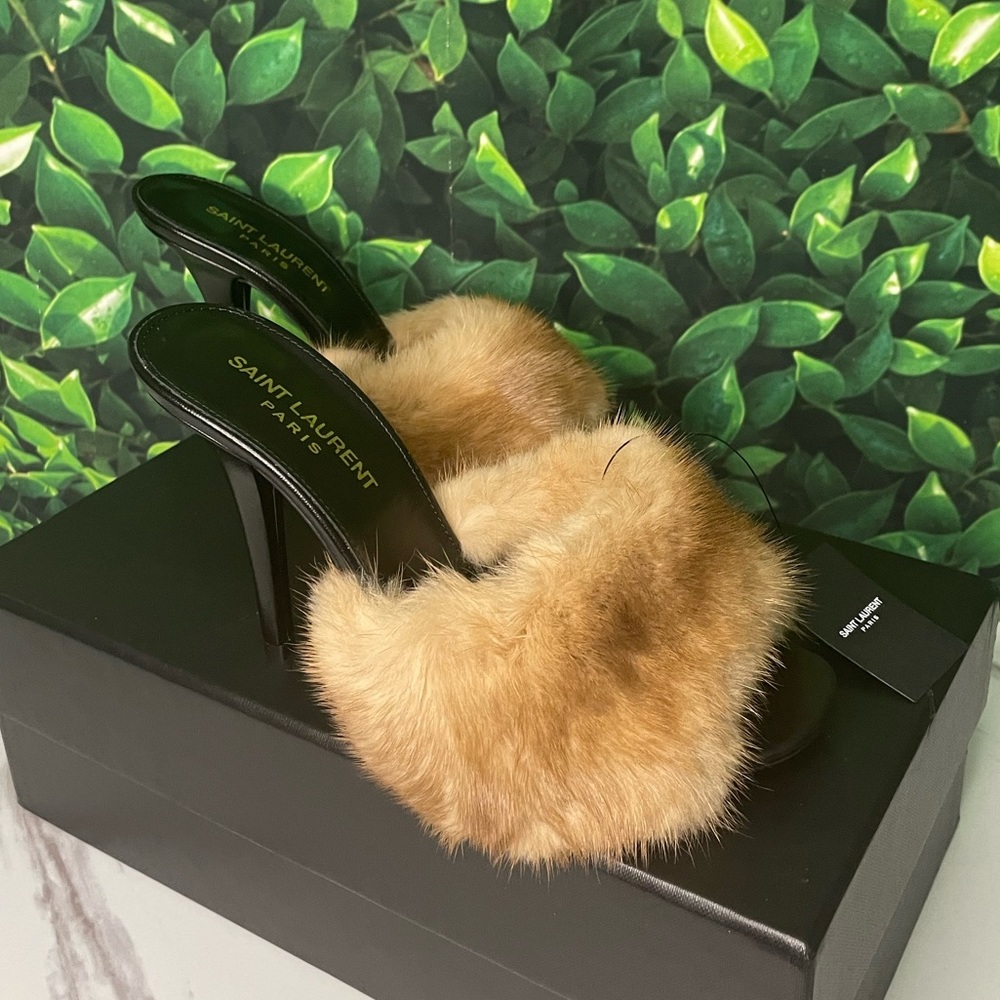 YVES SAINT LAURENT SHOES 100% AUTHENTIC YVES SAINT LAURENT MINK HEELS